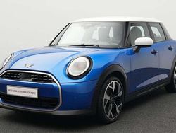 Blau Gebraucht 2024 Mini Cooper Favoured Kleinwagen | 28.754 € (Fairer Preis)