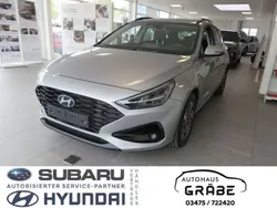 Silber Gebraucht 2024 Hyundai i30 Advanced Limousine | 21.990 € (Fairer Preis)