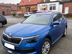 Blau Gebraucht 2024 Skoda Kamiq SUV | 21.900 € (Guter Preis)