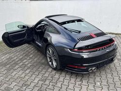 Schwarz Gebraucht 2019 Porsche 911 Carrera 4S Coupé | 126.890 € (Teuer)