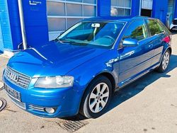Blau Gebraucht 2004 Audi A3 Ambition Limousine | 800 € (Superpreis)