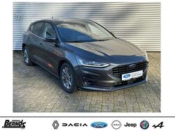 Magnetic metallic Gebraucht 2024 Ford Focus Titanium Limousine | 22.880 € (Fairer Preis)