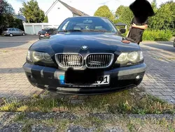 Schwarz Gebraucht 2002 BMW 320 Limousine | 1.700 € (Superpreis)