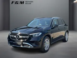 Obsidianschwarz metallic Gebraucht 2024 Mercedes GLC200 Avantgarde SUV | 46.870 € (Fairer Preis)