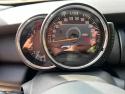 Weiß Gebraucht 2016 Mini Cooper Kleinwagen | 11.700 €
