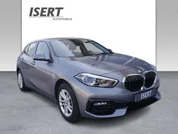 Grau Gebraucht 2023 BMW 118 Sport Line Kleinwagen | 23.880 € (Guter Preis)