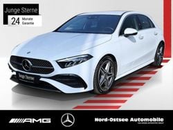 Weiß digitalweiß Gebraucht 2024 Mercedes A180 AMG Limousine | 30.490 € (Fairer Preis)