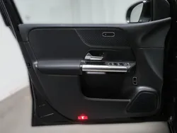 Mercedes B180