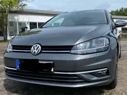 Grau Gebraucht 2018 VW Golf VII Sound Kombi | 13.400 € (Guter Preis)