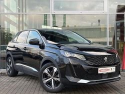 Schwarz Gebraucht 2023 Peugeot 3008 Allure SUV | 22.990 € (Guter Preis)