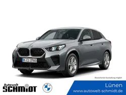 Skyscraper grau metallic Gebraucht 2024 BMW X2 M Sport SUV | 100.000 €