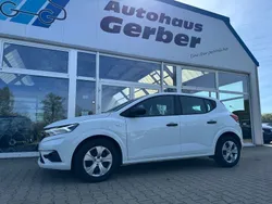 Weiß Gebraucht 2023 Dacia Sandero Essentiel Kleinwagen | 13.950 € (Guter Preis)