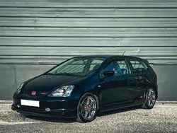 Schwarz Gebraucht 2002 Honda Civic Type R Limousine | 7.000 €