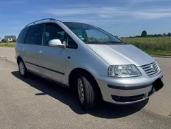 Silber Gebraucht 2009 VW Sharan Van / Kleinbus | 3.850 € (Fairer Preis)