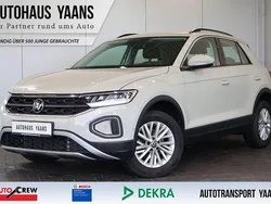 Grau Gebraucht 2024 VW T-Roc Life SUV | 23.989 € (Superpreis)