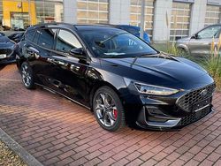 Schwarz Gebraucht 2023 Ford Focus ST Kombi | 31.500 € (Fairer Preis)