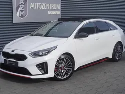 (hw2) deluxeweiss met. Gebraucht 2021 Kia ProCeed GT Kleinwagen | 26.990 € (Fairer Preis)