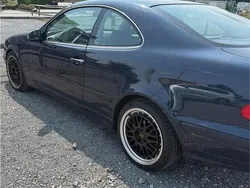 Blau Gebraucht 2001 Mercedes CLK230 Coupé | 5.500 € (Etwas zu teuer)