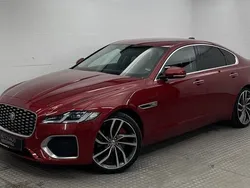 Firenze rot Gebraucht 2022 Jaguar XF Limousine | 38.400 € (Teuer)