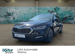 Schwarzmagic perleffekt met. Gebraucht 2022 Skoda Octavia Ambition Kombi | 26.590 € (Fairer Preis)