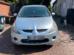 Silber Gebraucht 2006 Mitsubishi Grandis Van / Kleinbus | 950 € (Superpreis)