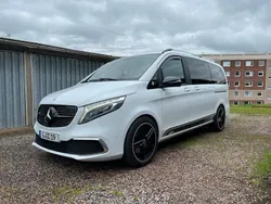 Mercedes V220