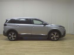 Grau Gebraucht 2020 Peugeot 5008 Allure SUV | 19.980 € (Guter Preis)