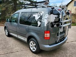 Grau Gebraucht 2011 VW Caddy Van / Kleinbus | 9.999 €