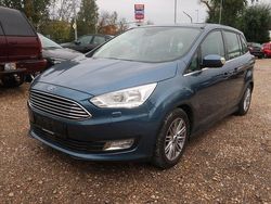 Blau Gebraucht 2018 Ford Grand C-Max Titanium Van / Kleinbus | 7.890 € (Superpreis)