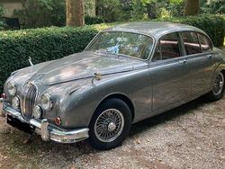Grau Gebraucht 1963 Jaguar MK II Limousine | 29.500 €