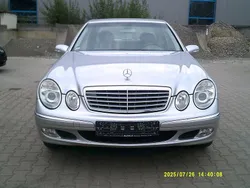 Silber Gebraucht 2004 Mercedes E200 Limousine | 5.690 € (Fairer Preis)