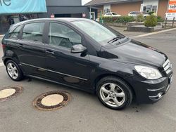 Schwarz Gebraucht 2009 Mercedes B180 Van / Kleinbus | 5.299 € (Fairer Preis)