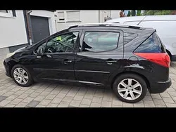 Schwarz Gebraucht 2009 Peugeot 207 Kombi | 2.500 € (Superpreis)