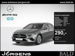 Metalliclack mountaingrau Gebraucht 2024 Mercedes A200 Progressive Limousine | 30.790 € (Fairer Preis)