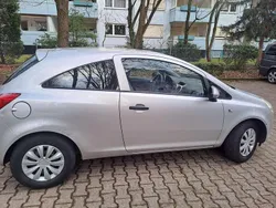 Grau Gebraucht 2009 Opel Corsa Innovation Limousine | 2.450 € (Guter Preis)