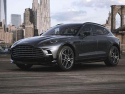 Xenon grey Neu 2025 Aston Martin DBX 707 SUV | 284.125 €