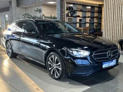 Schwarz Gebraucht 2021 Mercedes E300 Avantgarde Kombi | 23.970 € (Guter Preis)