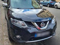 Schwarz Gebraucht 2016 Nissan X-Trail Tekna SUV | 14.000 €