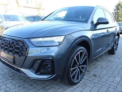 Grau Gebraucht 2021 Audi Q5 S-Line SUV | 43.900 € (Teuer)