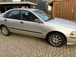 Grau Gebraucht 2001 Volvo S40 Comfort Limousine | 600 € (Superpreis)