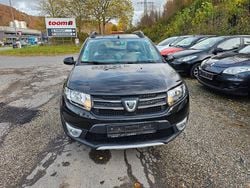 Schwarz Gebraucht 2016 Dacia Sandero Prestige Limousine | 5.500 € (Fairer Preis)