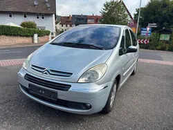 Gris aluminium Gebraucht 2007 Citroën Xsara Picasso Comfort Van / Kleinbus | 1.500 € (Fairer Preis)
