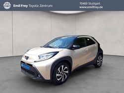 Blau Neu 2025 Toyota Aygo X SUV | 19.570 €