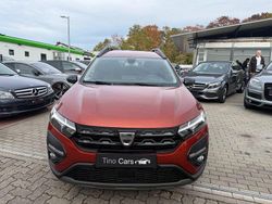 Rot Gebraucht 2022 Dacia Jogger Extreme Van / Kleinbus | 16.499 € (Fairer Preis)