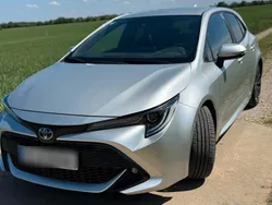 Silber Gebraucht 2022 Toyota Corolla Team Kombi | 21.999 € (Fairer Preis)