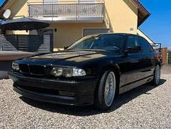 Schwarz Gebraucht 2001 BMW 740 Limousine | 15.500 €