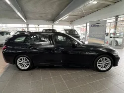 Black sapphire Gebraucht 2022 BMW 318 Sport Line Kombi | 26.999 € (Fairer Preis)