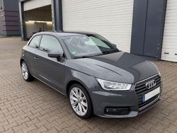 Grau Gebraucht 2016 Audi A1 Design Kleinwagen | 9.100 € (Guter Preis)