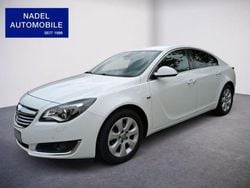 Weiß Gebraucht 2015 Opel Insignia Innovation Limousine | 8.990 € (Fairer Preis)