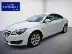 Weiß Gebraucht 2015 Opel Insignia Innovation Limousine | 9.490 € (Fairer Preis)